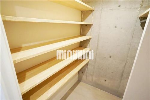 コレクション名駅Ⅲの玄関