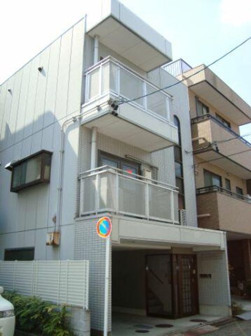 メゾンオネスティーの外観