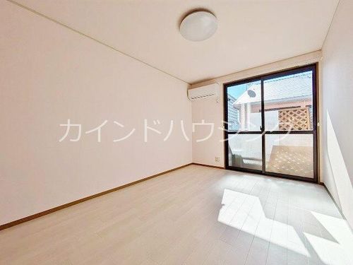 ぽるとαの居間