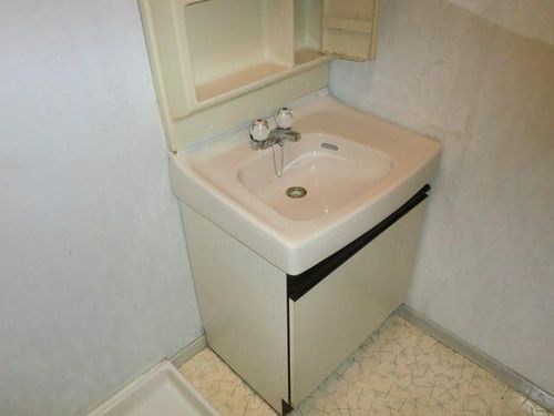 アベニュービルの内装