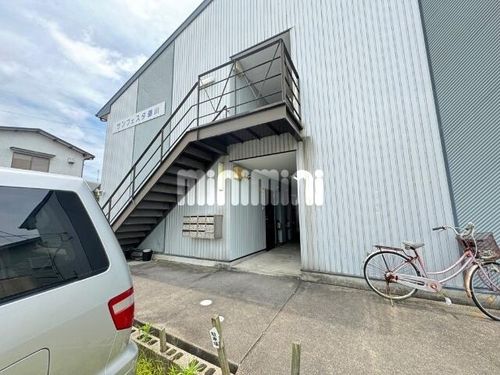 サンフェスタ藤川の玄関
