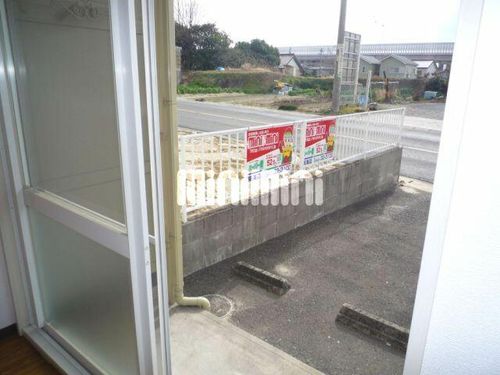 ジュネス向イ山の内装