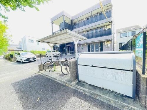 アンプルール フェール シャルマンのその他画像