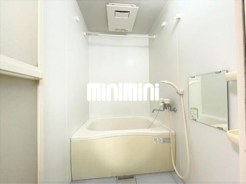 コーポアニヴェルセルの風呂