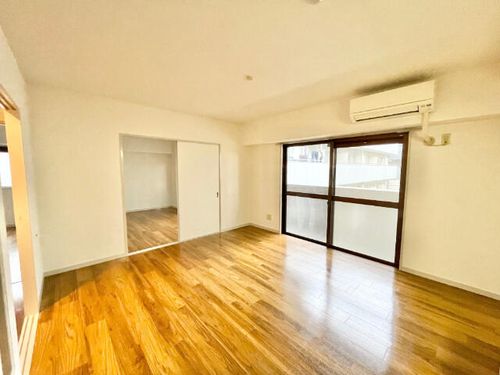 ルミエール塩釜の居間