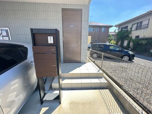 GRACE HEBEL 大島の玄関