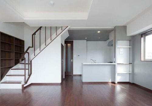 フェリーチェ中井けやき通り603の居間