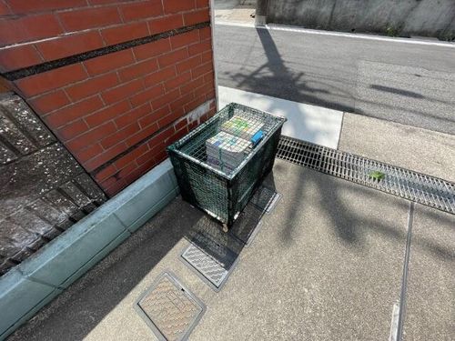 パティオ豊が丘の玄関