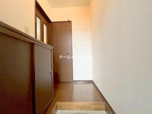 北海道札幌市手稲区手稲本町一条2丁目(アパート)の賃貸物件の玄関