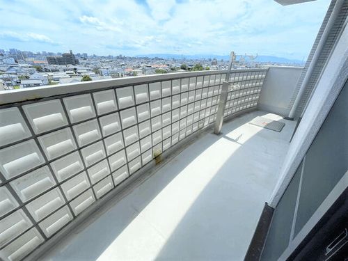 グランプラス西島の内装