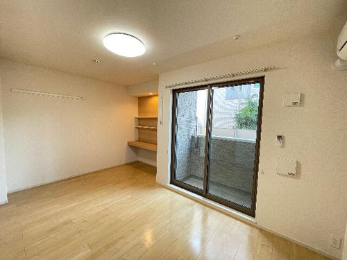 アルモニーやなぎの居間