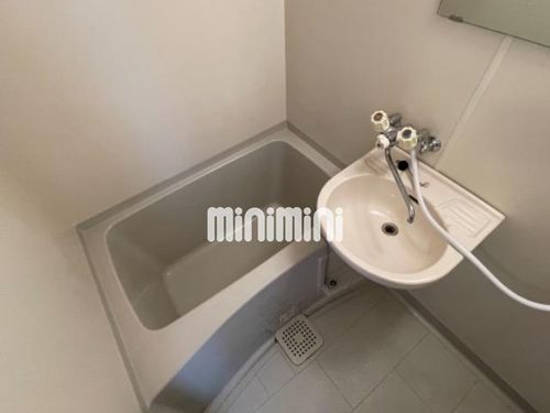 ボヌール大形山Bの風呂