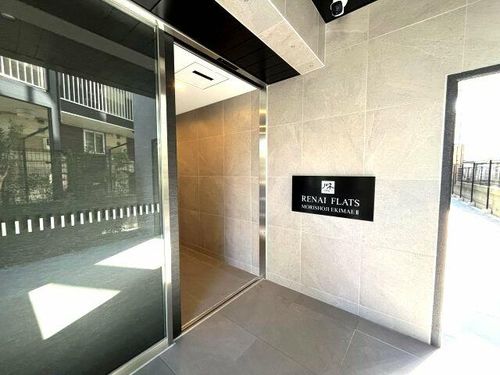 ルネフラッツ森小路駅前Ⅱの玄関