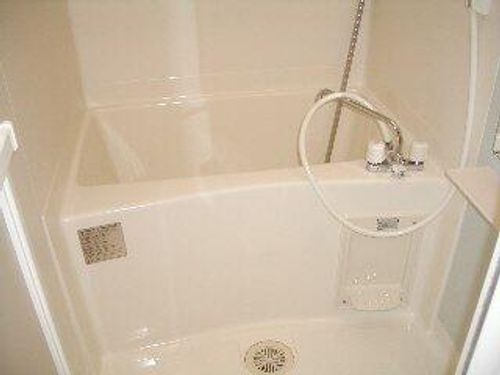 レーベン新城の風呂