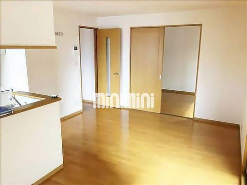 パルティーレ野並の居間