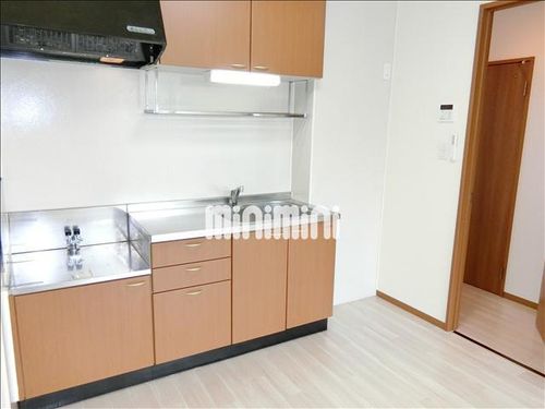 ラコンテ東通のキッチン