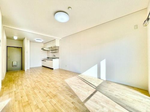 中央ハイツの居間