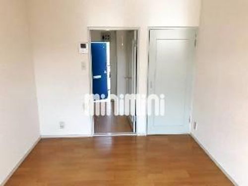 メゾン・ド・バウハウスの居間