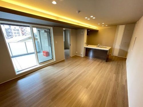 NC STYLE 本山305の居間