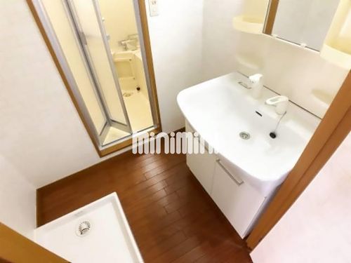 エステート小島の内装