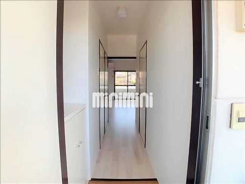 リヴェール大島の玄関