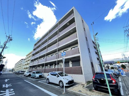 KIRAKUマンションの外観