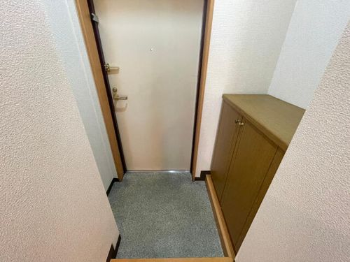 グリーンデルワールド舘の玄関