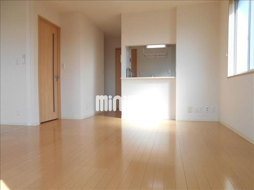 ユートピア東山 Fの居間