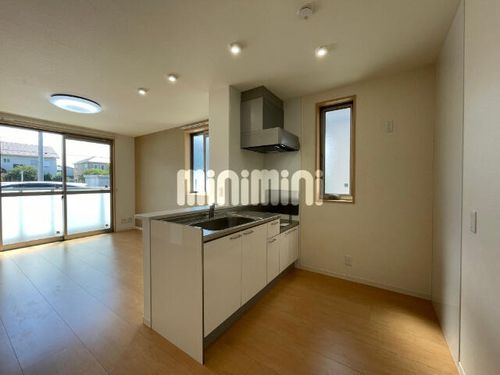 バトーエメロード Aのキッチン