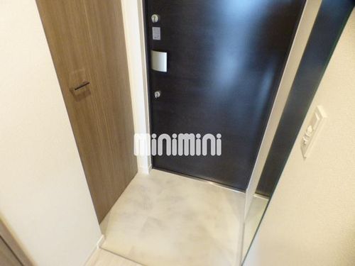 メイクス城西RESIDENCEの玄関