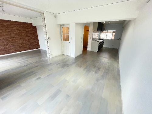 富吉グリーンハイツ1号棟の居間