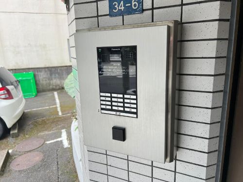 WELL BEING大須の玄関