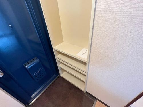 WELL BEING大須の玄関