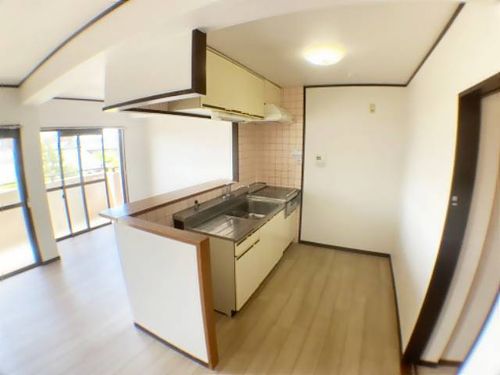 リエス鳴海のキッチン