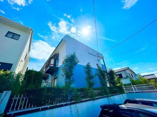 コスモハイツの外観