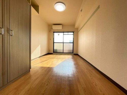 リッシュ・ラフォーレ308の居間