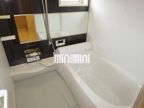 アンダーフォレストⅢの風呂