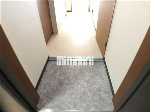 ラフィネ多屋Ⅲの玄関