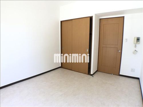 ラフィネ多屋Ⅲの居間