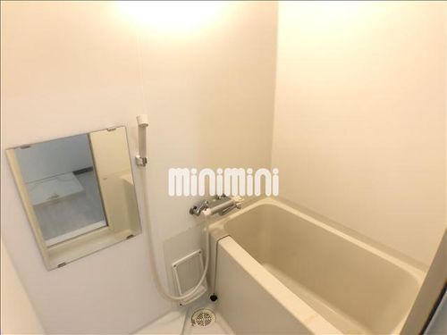 ラフィネ多屋Ⅲの風呂