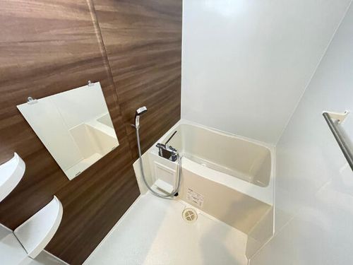 メゾンひかる201の風呂