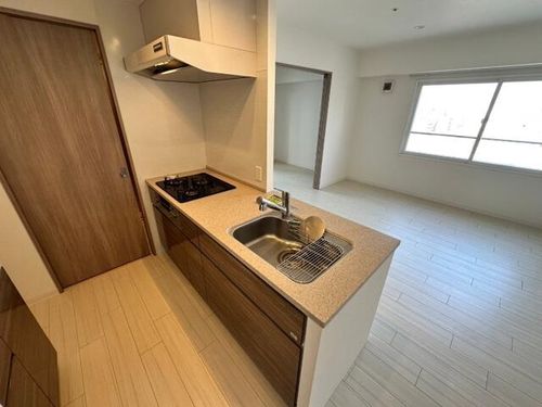 北海道札幌市中央区南一条西17丁目(マンション)の賃貸物件のキッチン