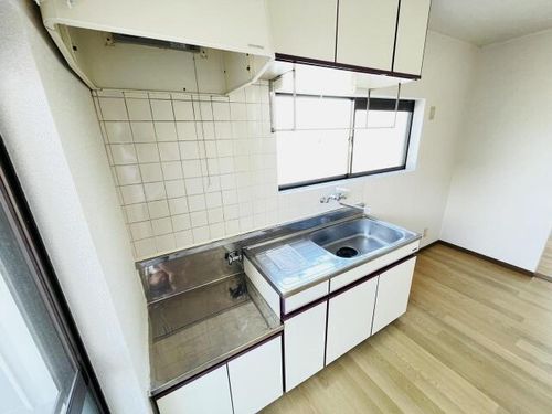 グリーンパーク藤塚A棟のキッチン