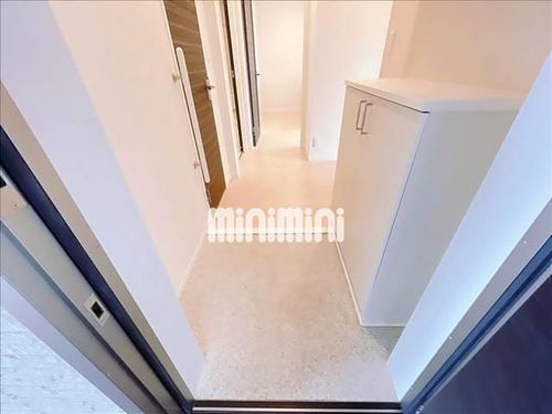 レフィシアの玄関