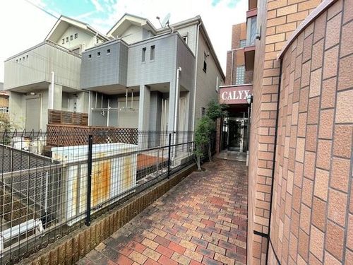 ケイリクスの玄関