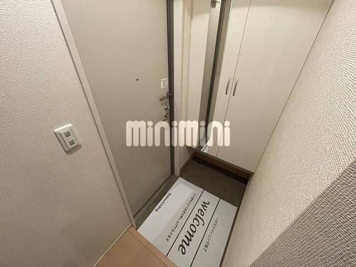 リヴァーレの玄関