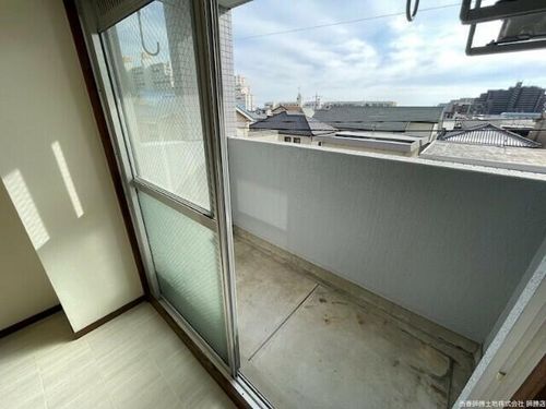 ステップ21の内装