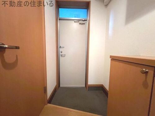 アムールアドニスの玄関