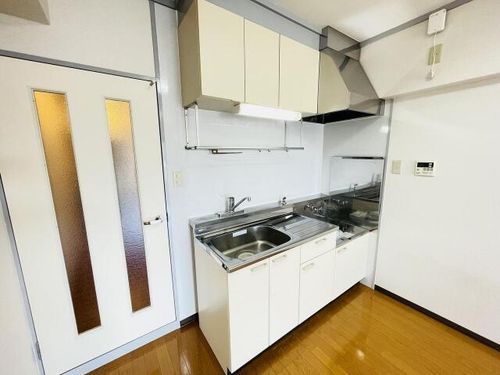 ひまりビルのキッチン