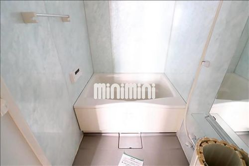 ロイヤル覚王山の風呂